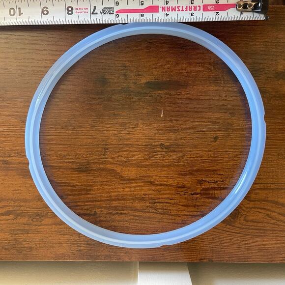 2 Instant pot seals - Picture 3 of 3